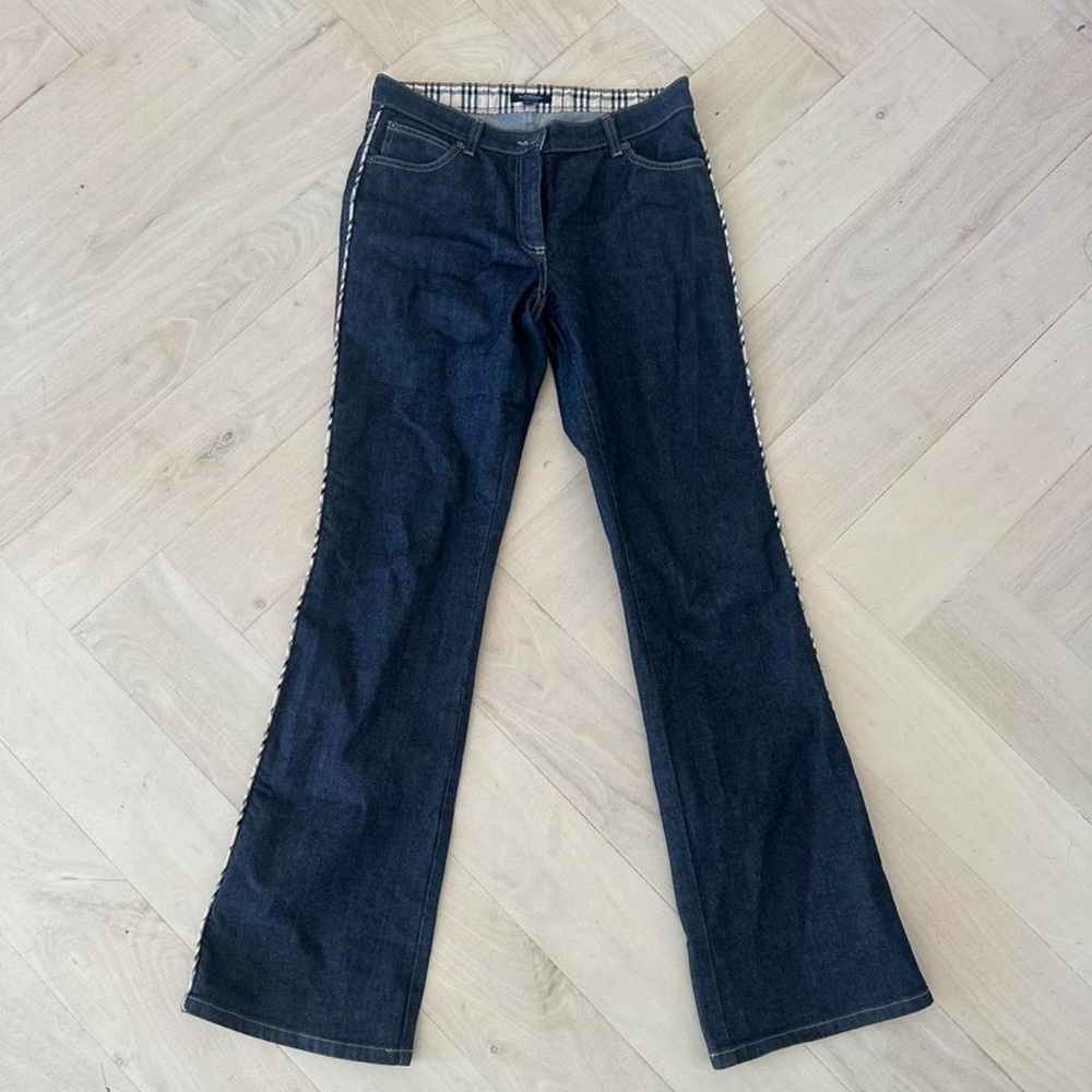 BURBERRY LONDON LOW RISE JEANS